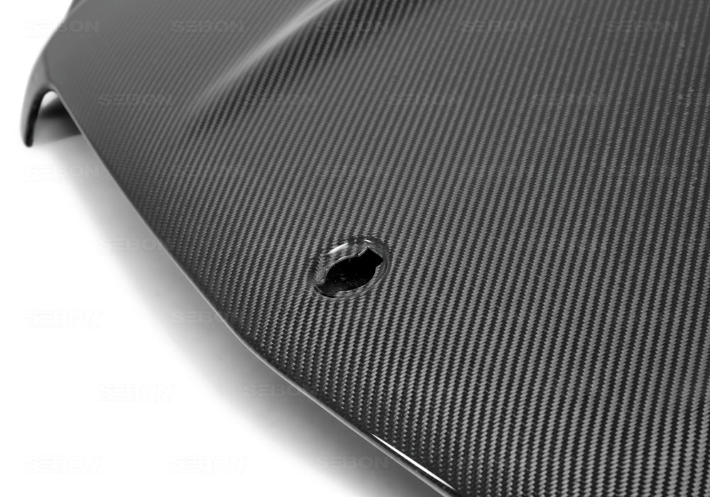 Seibon Carbon HD0709MBW204-GT GT-style Carbon Fiber Hood For 2008-2011 Mercedes Benz C-class (Does Not Fit C-63)