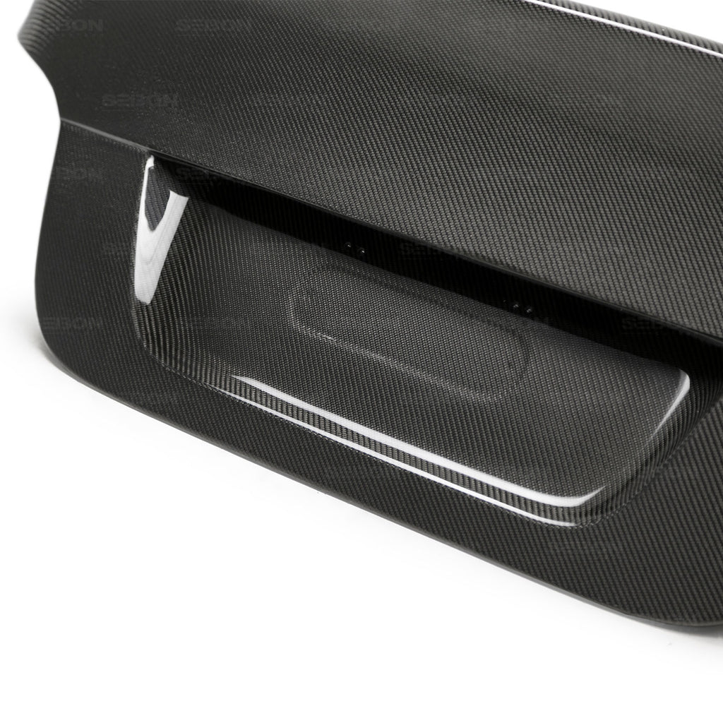 Seibon Carbon TL0407BMWE60-C CSL-style Carbon Fiber Trunk Lid For 2004-2010 BMW E60 (US Plates)