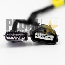 Load image into Gallery viewer, Pedal Commander For INFINITI G35 (2007-2008)